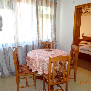 dom-lazarovi-apartament-1a