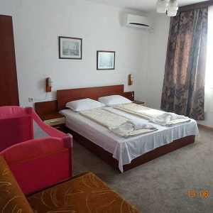 dom-lazarovi-apartament-1b