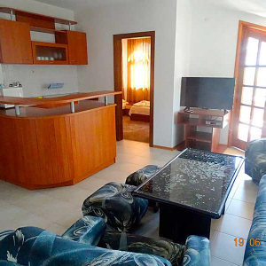dom-lazarovi-apartament-3v